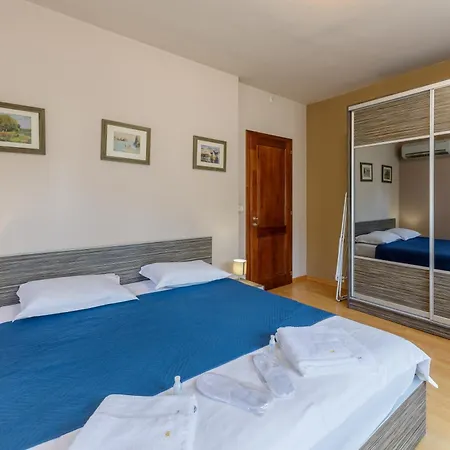 Sea Garden Flat With Private Parking * Varna