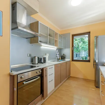 Sea Garden Flat With Private Parking Appartement Varna